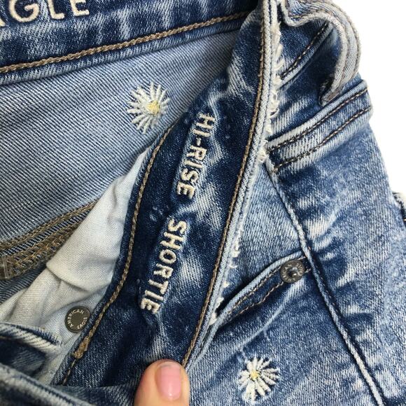 American Eagle Jean Shorts Daisy Floral Embroidered Denim Rolled Cuff High Rise - Picture 6 of 8